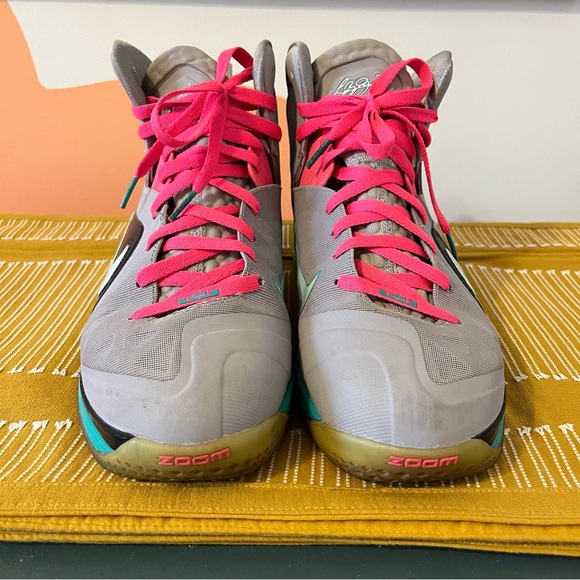 Nike Lebron SOUTH BEACH 9 size men’s 10 US - Picture 8 of 10